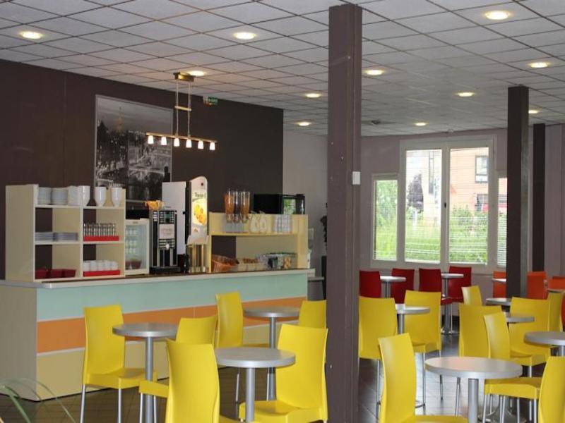 Hotelf1 Cergy Dış mekan fotoğraf